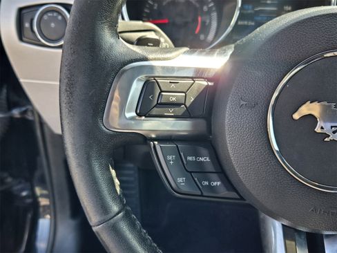 Used 2016 Ford Mustang GT Premium image 26