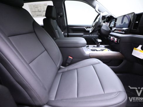 New 2026 GMC Sierra 1500 SLT w/ SLT Premium Plus Package image 11