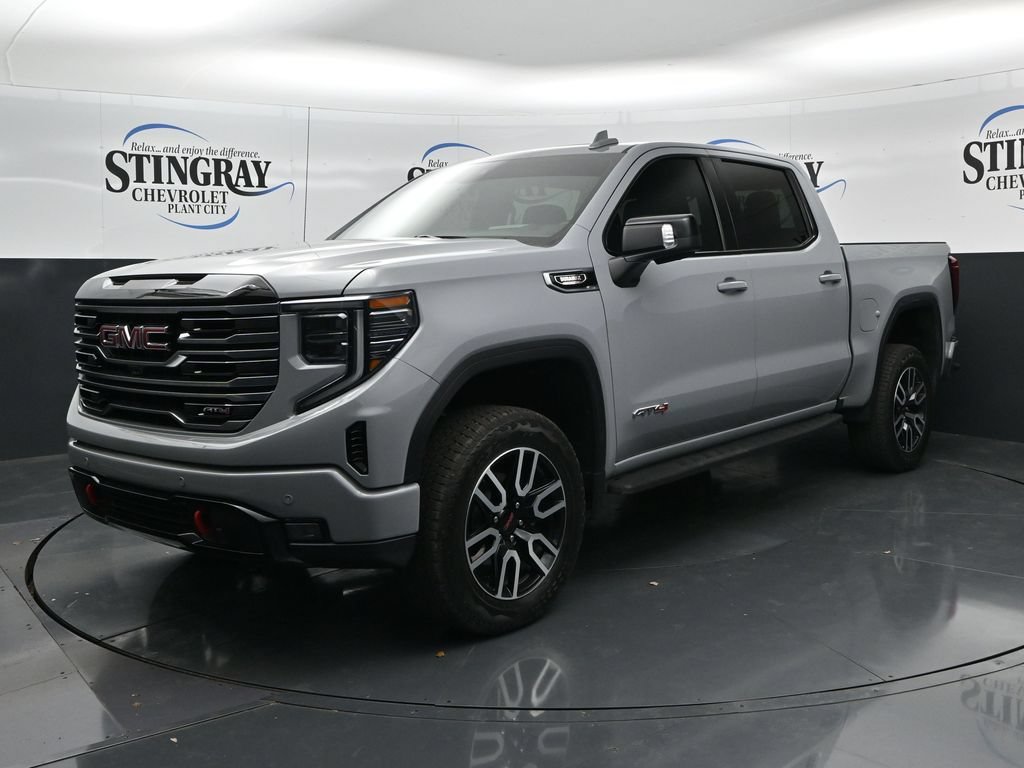 Certified 2025 GMC Sierra 1500 AT4 w/ AT4 Premium Package AWD/4WD image 3