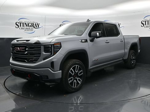 Used 2025 GMC Sierra 1500 AT4 w/ AT4 Premium Package AWD/4WD image 3