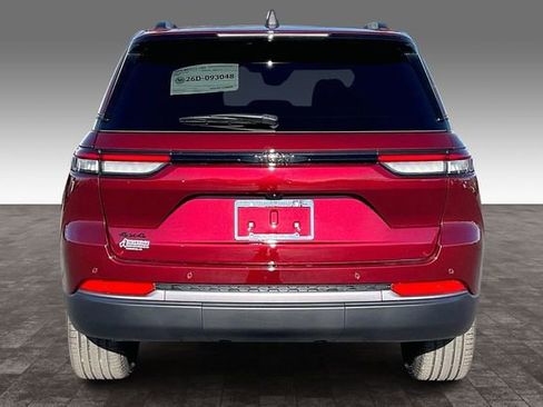 New 2026 Jeep Grand Cherokee Limited AWD/4WD image 4