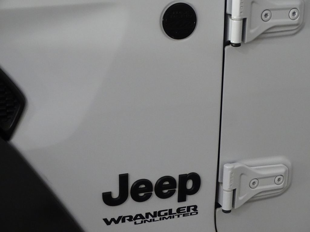 Used 2021 Jeep Wrangler Unlimited Sport AWD/4WD image 37