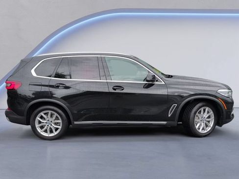 Used 2021 BMW X5 sDrive40i w/ Premium Package RWD image 3