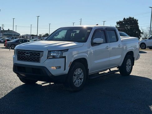Used 2022 Nissan Frontier SV image 9