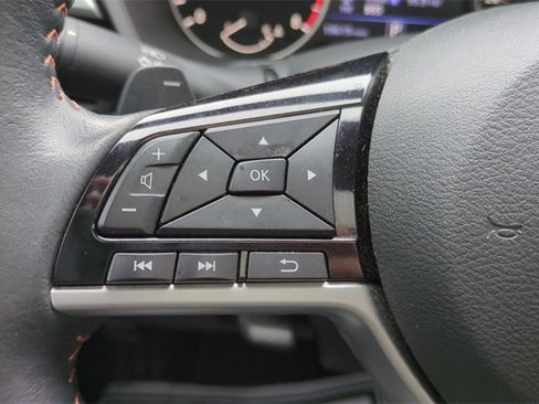 Used 2023 Nissan Altima 2.5 SR w/ SR Premium Package image 23