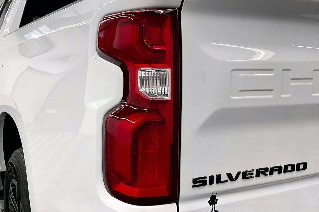 Used 2025 Chevrolet Silverado 1500 RST AWD/4WD image 38