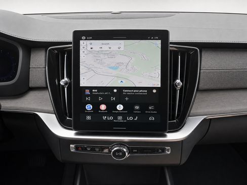 Certified 2026 Volvo XC90 B6 Plus AWD/4WD image 14