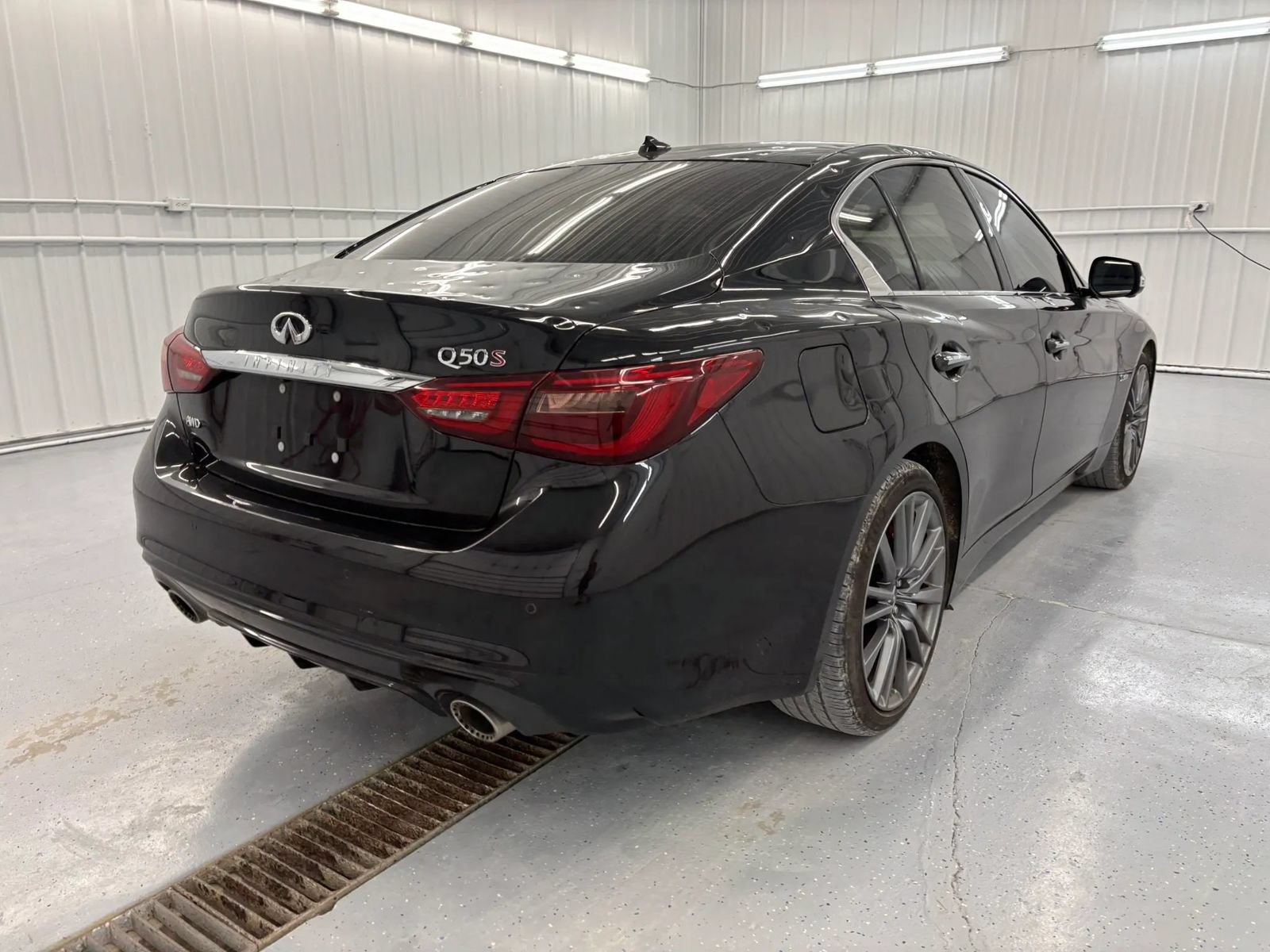 Used 2019 INFINITI Q50 Red Sport 400 w/ Proactive Package AWD/4WD image 4