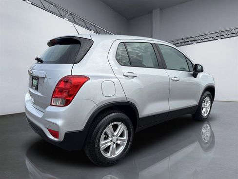 Used 2018 Chevrolet Trax LS image 7