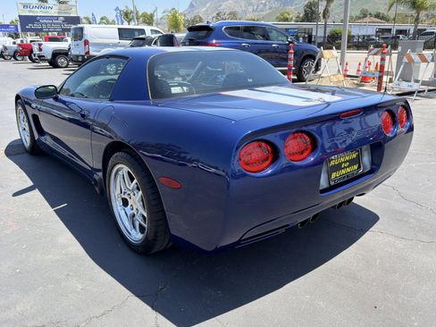 Used 2004 Chevrolet Corvette Z06 w/ Z06 Preferred Equipment Group RWD image 6