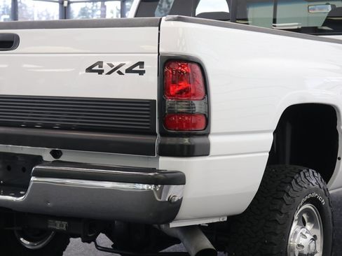 Used 2000 Dodge Ram 2500 Truck SLT image 48