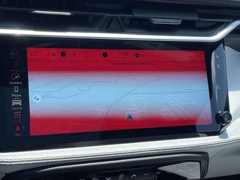 New 2026 Jeep Cherokee Overland w/ Trailer Tow Group AWD/4WD image 37