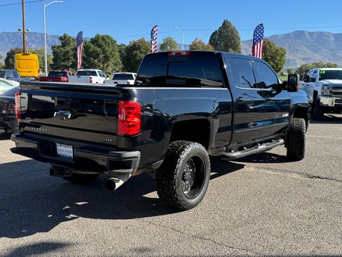 Used 2019 Chevrolet Silverado 2500 LTZ w/ Duramax Plus Package image 7