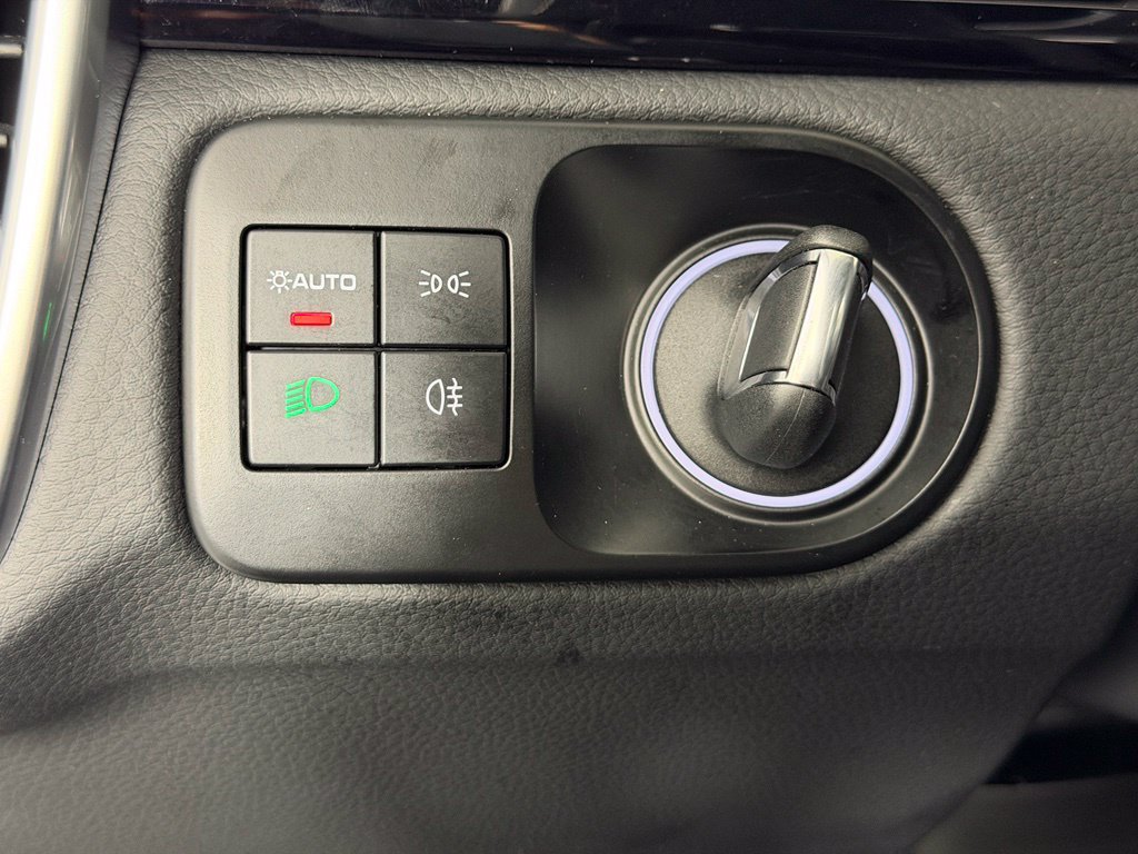 Certified 2022 Porsche Cayenne E-Hybrid AWD/4WD image 30