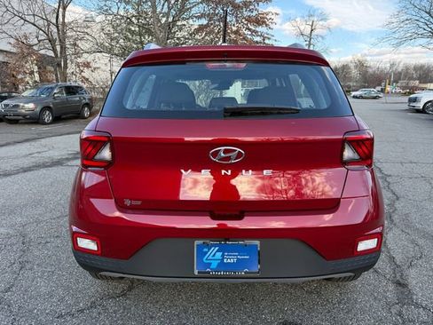 New 2026 Hyundai Venue SEL image 10
