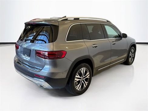 Certified 2025 Mercedes-Benz GLB 250 4MATIC image 5