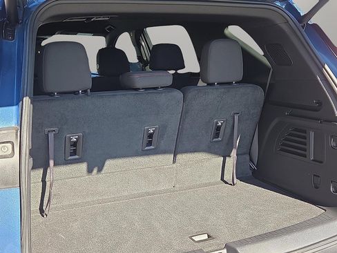 Used 2024 Chevrolet Traverse Z71 image 22