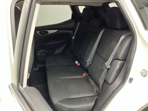 Used 2020 Nissan Rogue Sport S AWD/4WD image 9