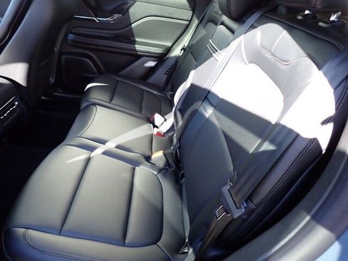 New 2026 Lincoln Corsair Premiere image 16