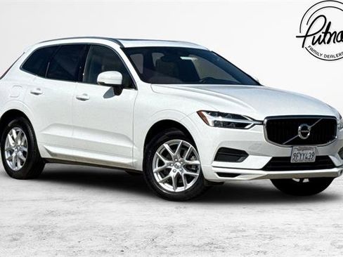 Used 2020 Volvo XC60 T5 Momentum AWD/4WD image 1