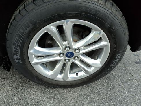 Used 2015 Ford Edge SEL w/ Equipment Group 201A AWD/4WD image 14