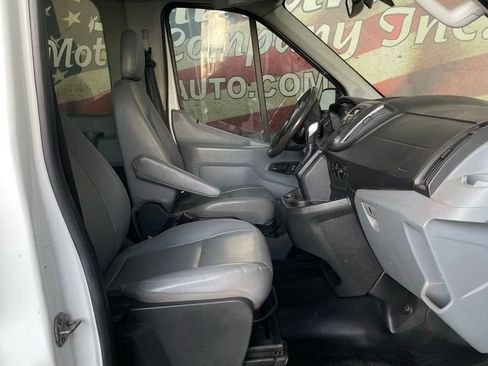 Used 2018 Ford Transit 350 XL image 12