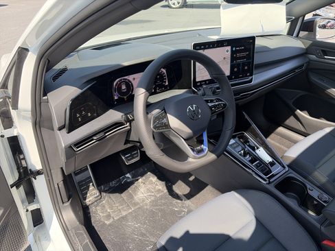 New 2026 Volkswagen Golf AWD/4WD image 17