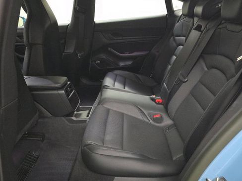 Used 2023 Porsche Taycan w/ Premium Package image 8