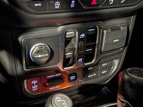 Used 2020 Jeep Wrangler Unlimited Rubicon image 39