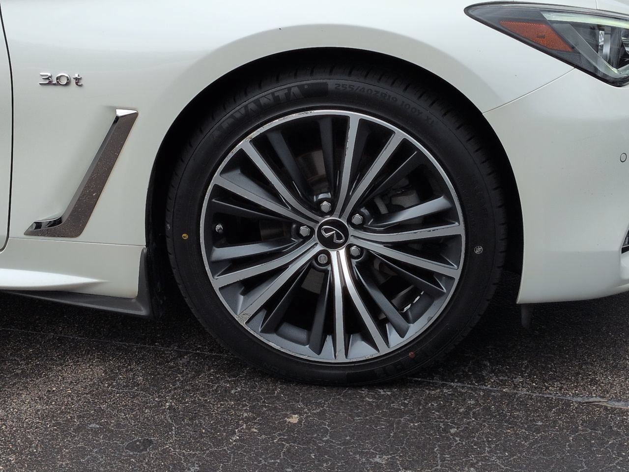 Used 2020 INFINITI Q60 3.0t Luxe w/ Essential Package AWD/4WD image 11