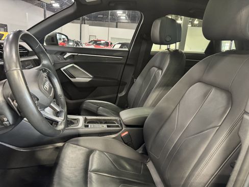 Used 2021 Audi Q3 2.0T Premium w/ Convenience Package image 9