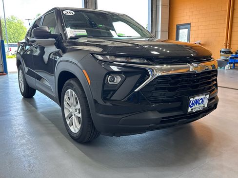 New 2026 Chevrolet TrailBlazer LS w/ LS Convenience Package FWD image 7
