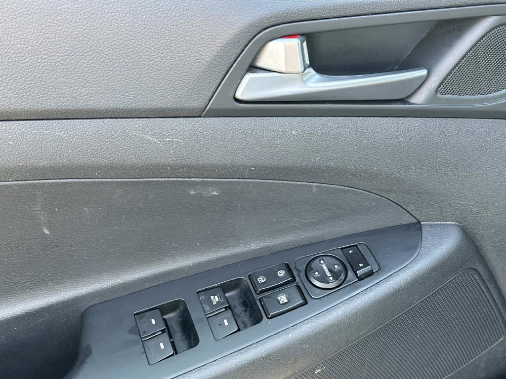 Used 2017 Hyundai Tucson SE Plus FWD image 16