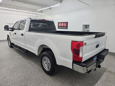 Used 2019 Ford F250 XL w/ Power Equipment Group image 5