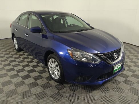Used 2019 Nissan Sentra SV FWD image 13