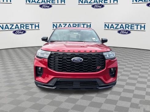 Used 2026 Ford Explorer ST AWD/4WD image 2