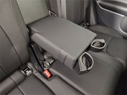 Certified 2025 Mercedes-Benz GLB 250 4MATIC image 87