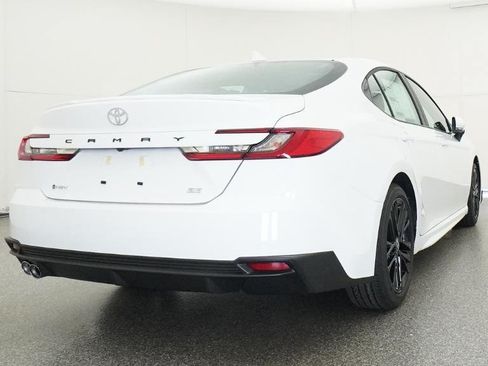 Used 2026 Toyota Camry SE FWD image 47