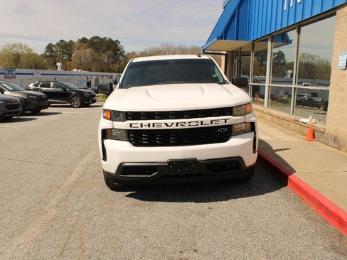 Used 2021 Chevrolet Silverado 1500 Custom w/ LPO, Dark Essentials Package image 2