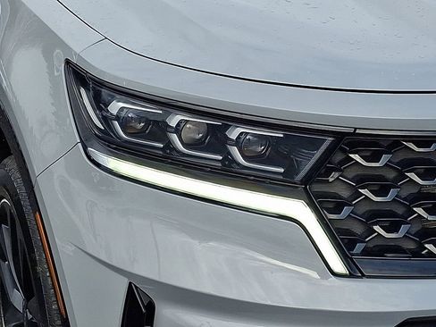 Used 2022 Kia Sorento SX image 10