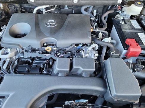 Used 2023 Toyota RAV4 XLE Premium FWD image 20