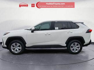 New 2025 Toyota RAV4 LE video 2