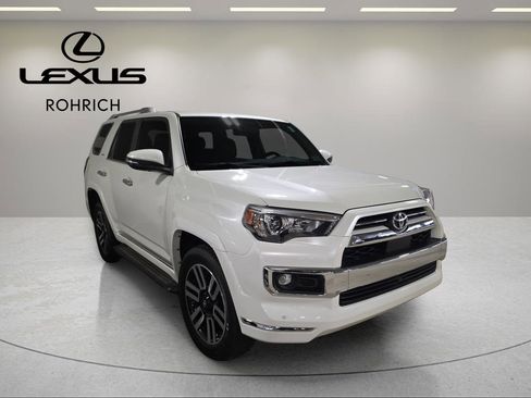 Used 2023 Toyota 4Runner Limited image 4