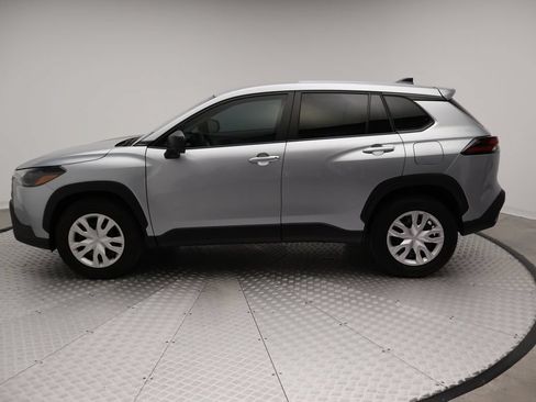 Used 2026 Toyota Corolla Cross L FWD image 12