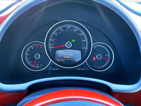 Used 2018 Volkswagen Beetle 2.0T SE image 20