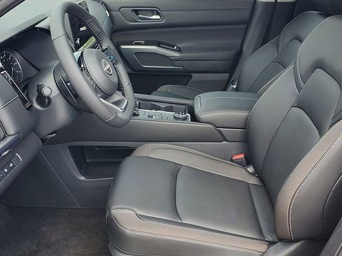 New 2025 Nissan Pathfinder SL AWD/4WD image 23