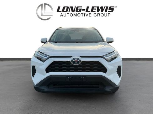 Used 2022 Toyota RAV4 XLE w/ Convenience Package AWD/4WD image 11