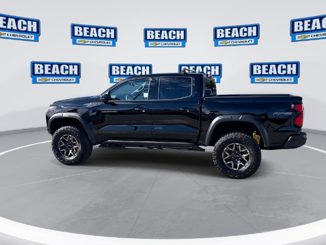 Used 2026 Chevrolet Colorado ZR2 w/ Technology Package AWD/4WD image 5