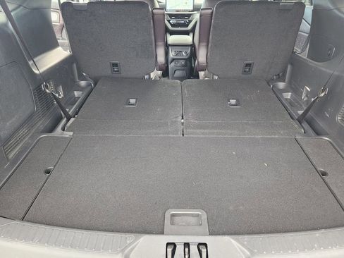 Used 2025 Ford Explorer Platinum w/ LUX Leather Package image 17