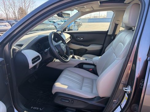 Certified 2023 Honda HR-V EX-L image 18